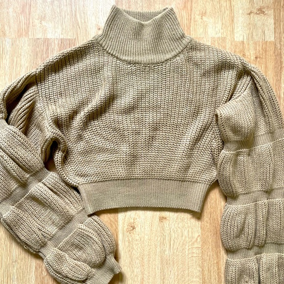 Wool Sweater - Picture 1 of 2